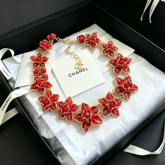 Chanel Choker Floral Émail et Pierre 11