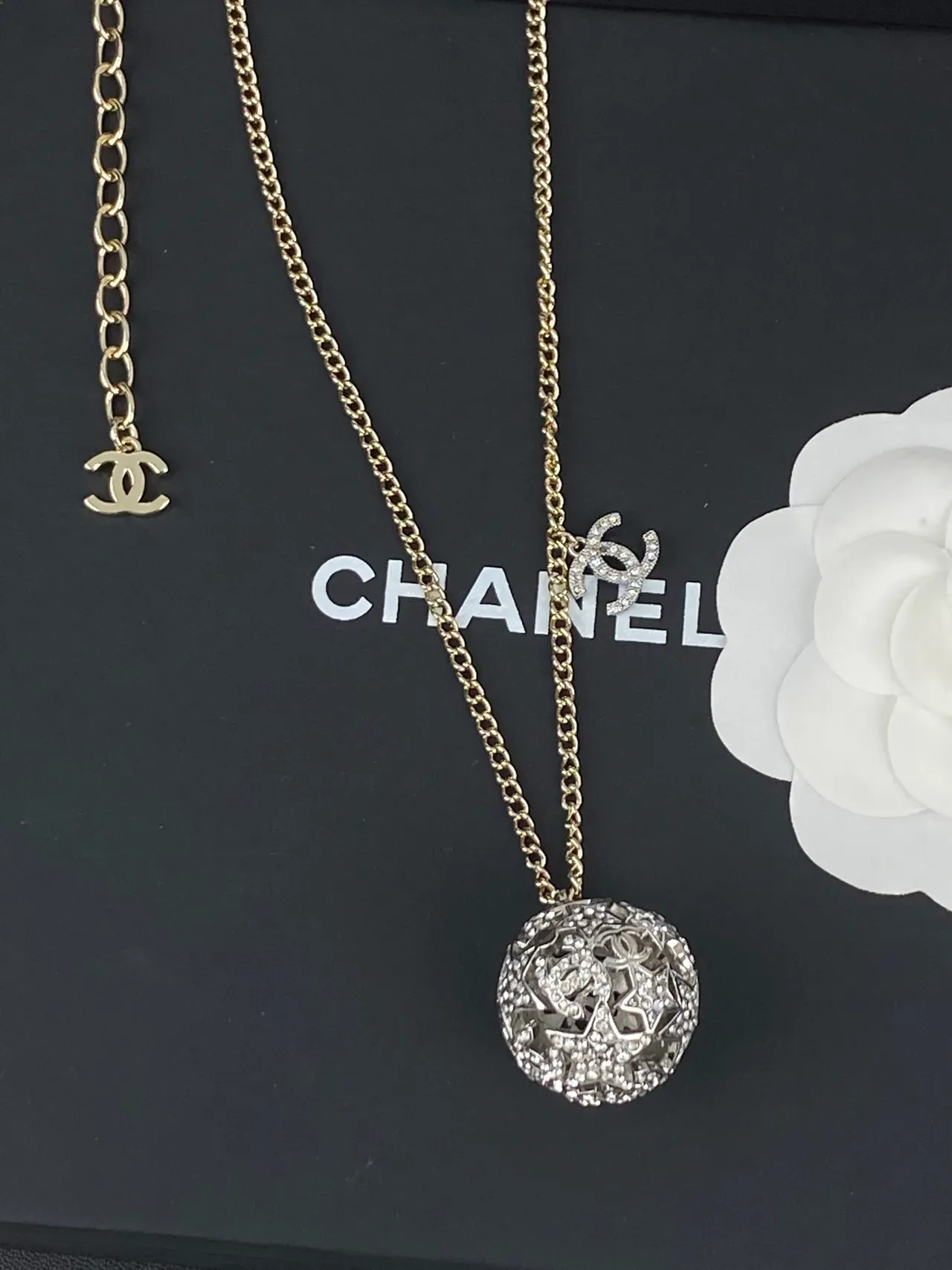 Chanel Gold Silver Chain Crystal-Encrusted Spherical Pendant Necklace 4