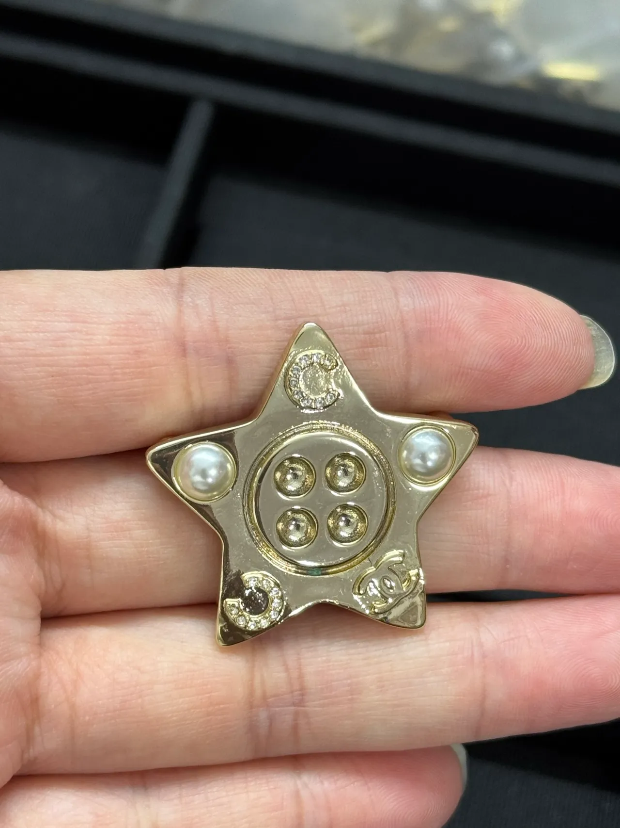 Chanel Star Brooch Gold-Tone Pearl and Crystal Brooch 4