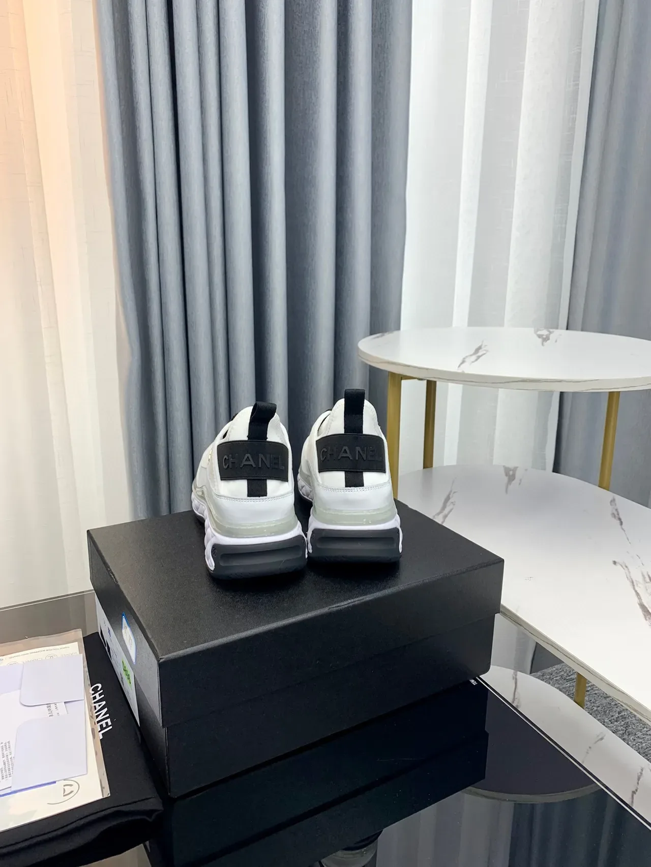 Chanel blanco negro acolchado mediasuela transparente verde banda de amortiguación zapatillas lifestyle 2