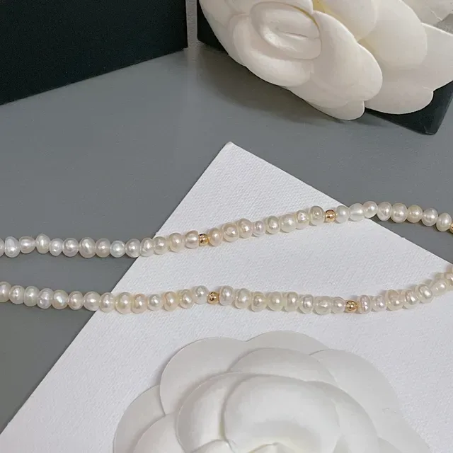 Chanel سلسلة ذهب أبيض لؤلؤ قلادة CC 4