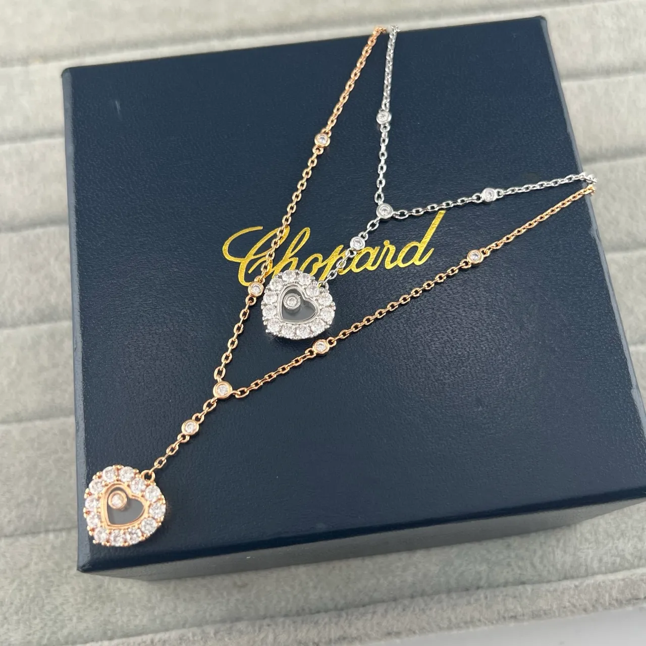 Chopard Happy Hearts Gold Silver Heart-Shaped Pendant Pavé-Set Diamonds Necklace 6