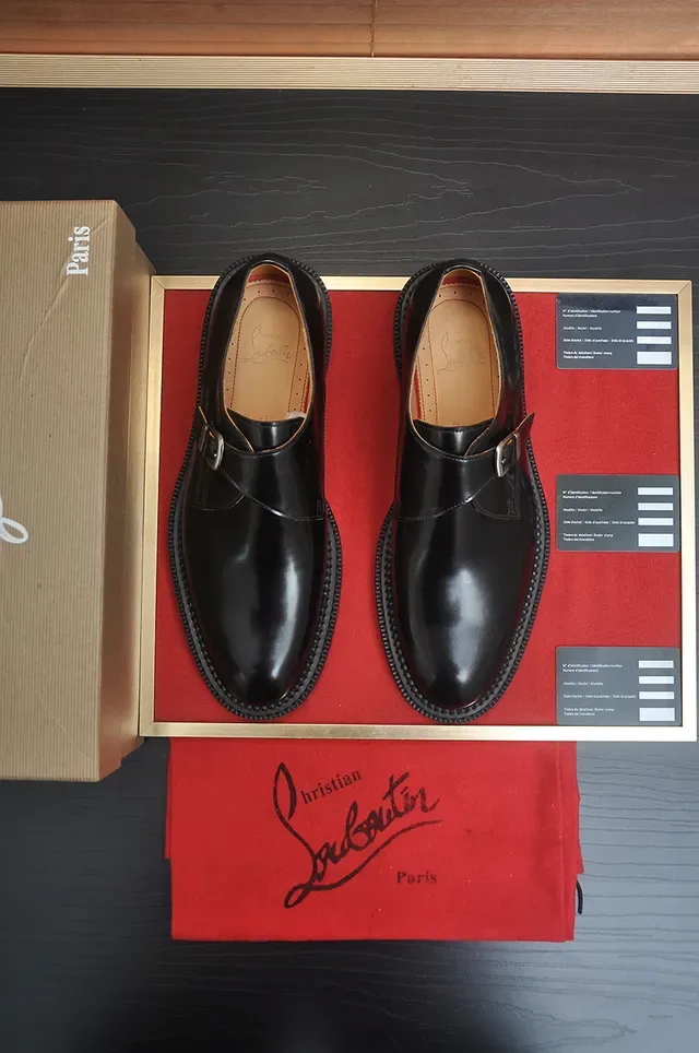 Christian Louboutin কালো লাল সিঙ্গেল স্ট্র্যাপ বাকেল ক্লোজার মনক শু 5