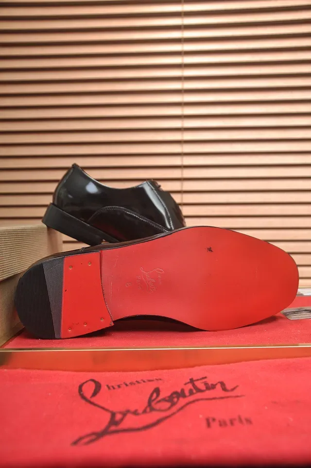 Christian Louboutin Oxford Noir Brillant embout cap 3