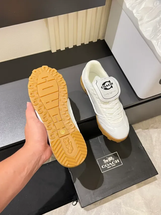 Sneakers Lifestyle Coach C Logo Blances et Gomme 3