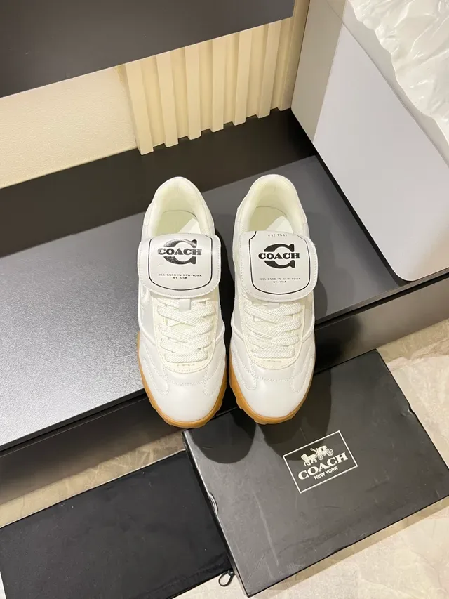 Sneakers Lifestyle Coach C Logo Blances et Gomme 5