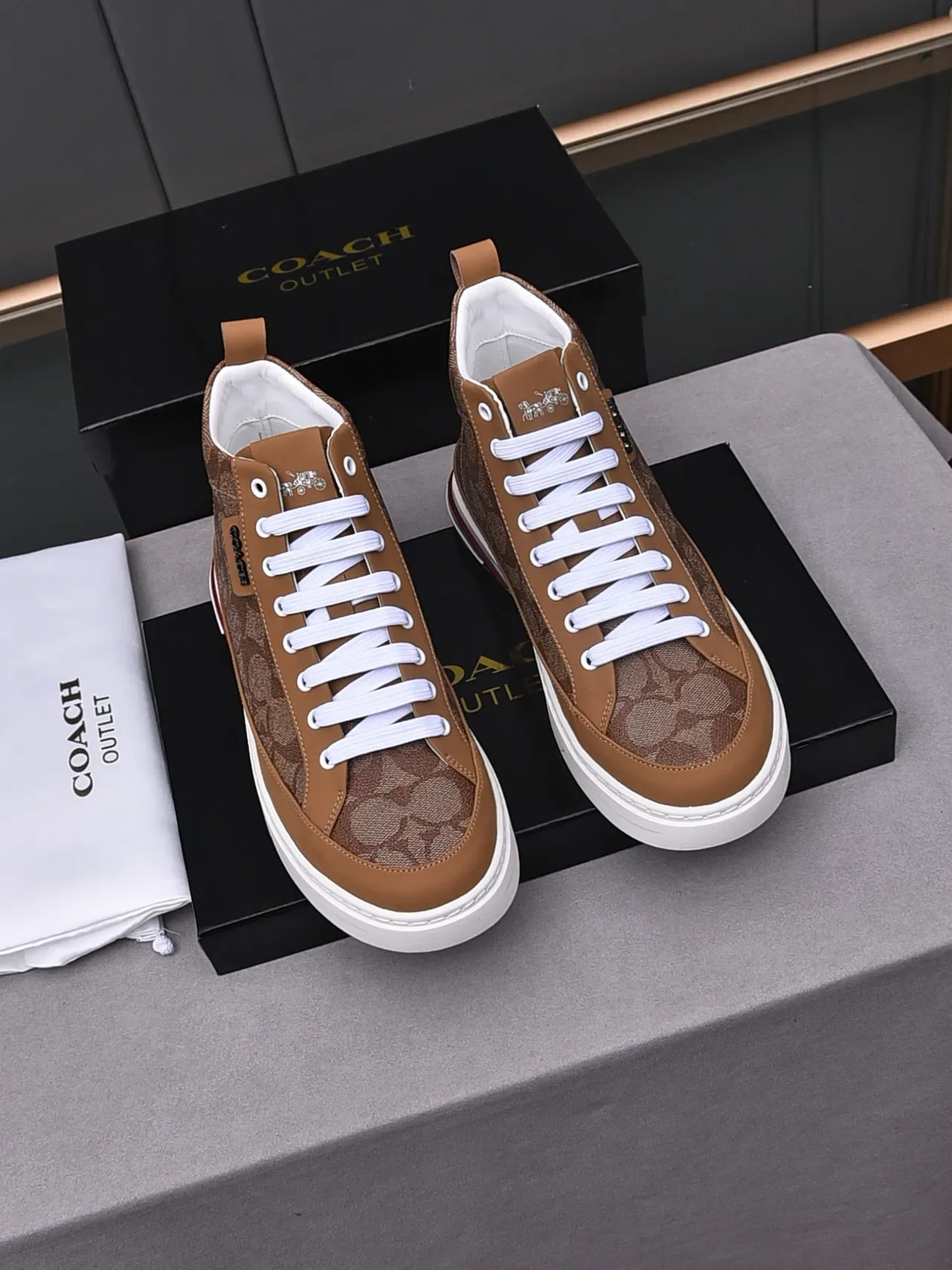 Coach Baskets Hautes Monogramme Toile et Cuir 3