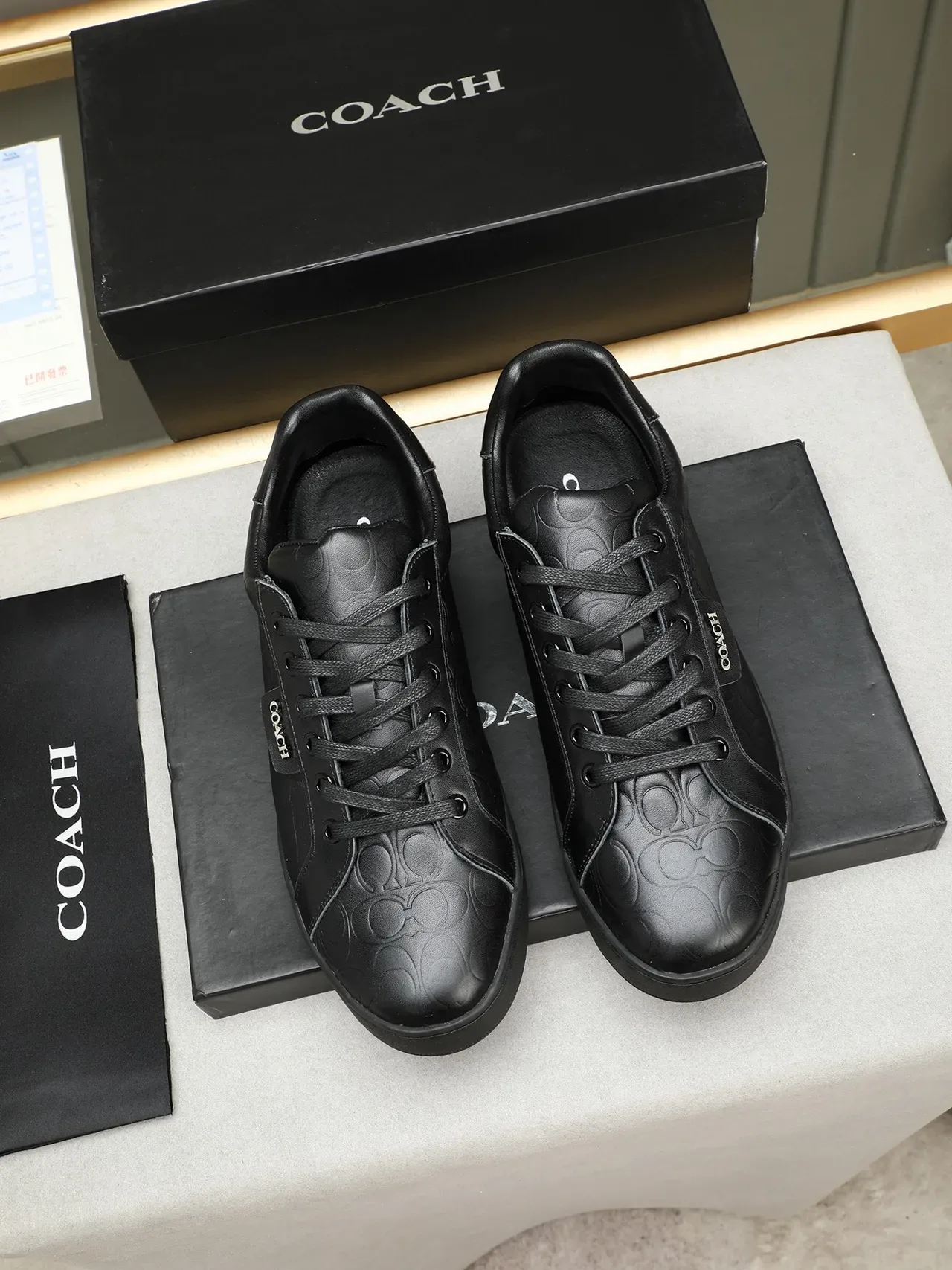 Coach Lifestyle Sneaker Negro grabado C-Logo cuero superior suela de plataforma plana zapatillas lifestyle 2