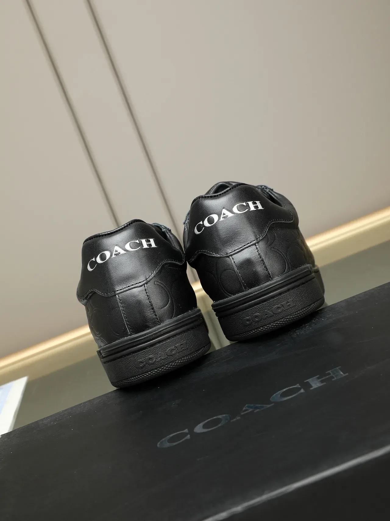 Coach Lifestyle Sneaker Negro grabado C-Logo cuero superior suela de plataforma plana zapatillas lifestyle 3