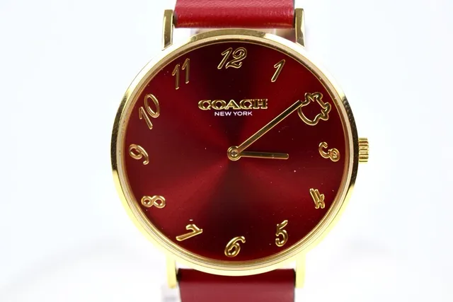 Coach Red Gold গোলকাকার কেস চামড়ার স্ট্র্যাপ কোয়ার্টজ ওয়াচ 9