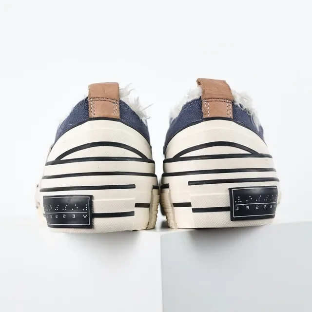Converse Navy Beige Zapatillas Lifestyle Desconstruidas en Lona con Detalle de Borde Deshilachado 8