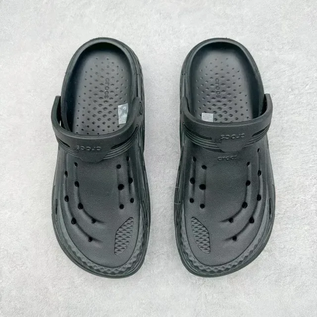 Crocs Echo Clog Black Molded Strap Clog 2