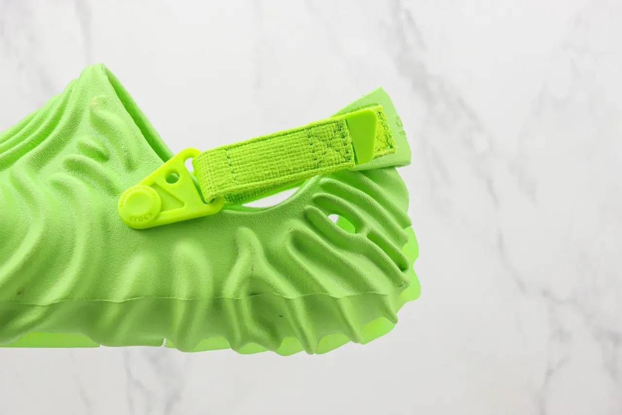 Crocs Echo Clog Neon Lime Green Molded Foam Clog 7