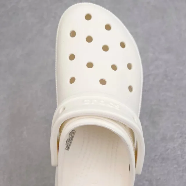 Crocs Echo Clog Zueco plataforma espuma color off-white 7