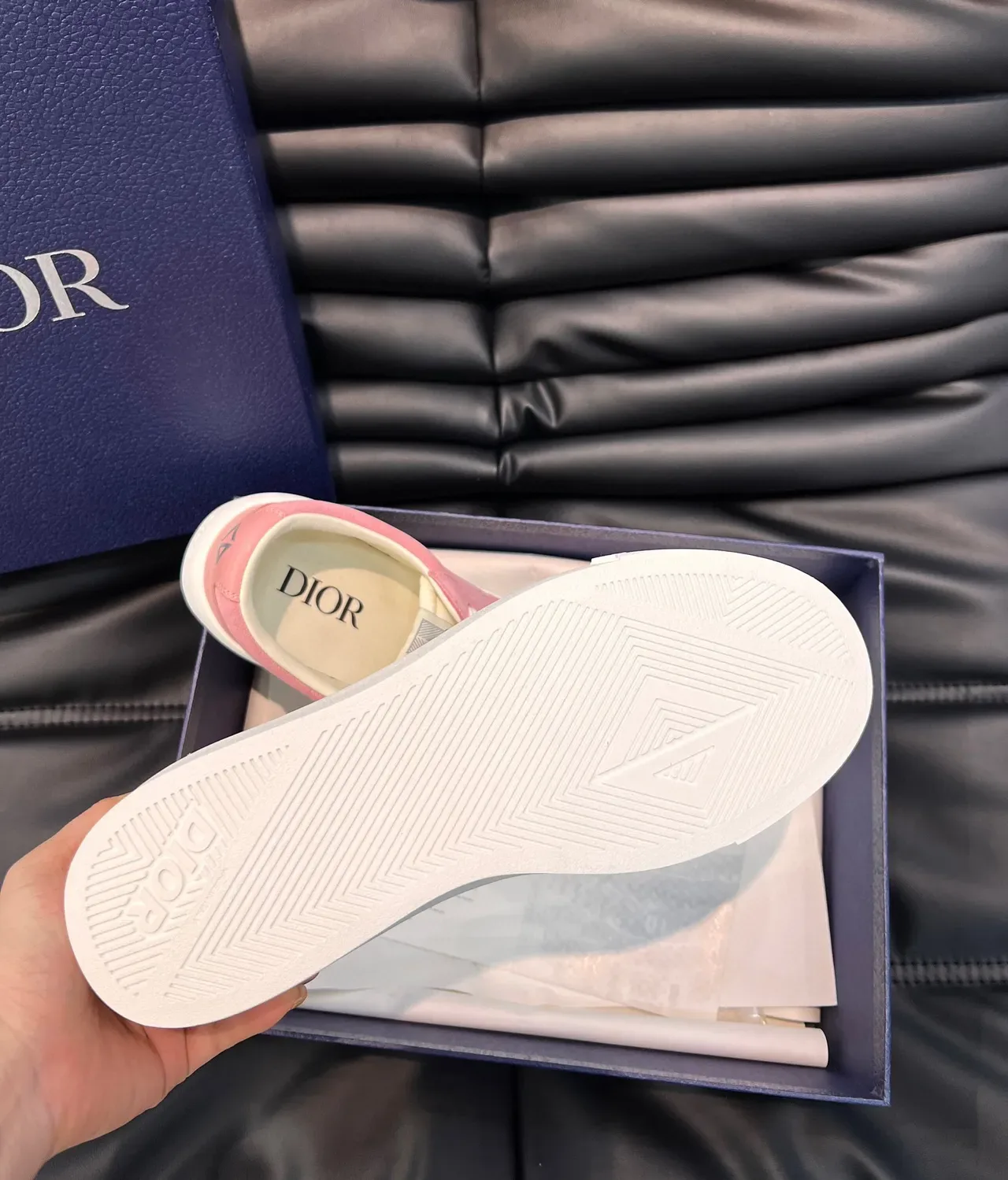 Dior B22 حذاء رياضي وردي أبيض سويدي مع ربطات أسلوب حياة 7
