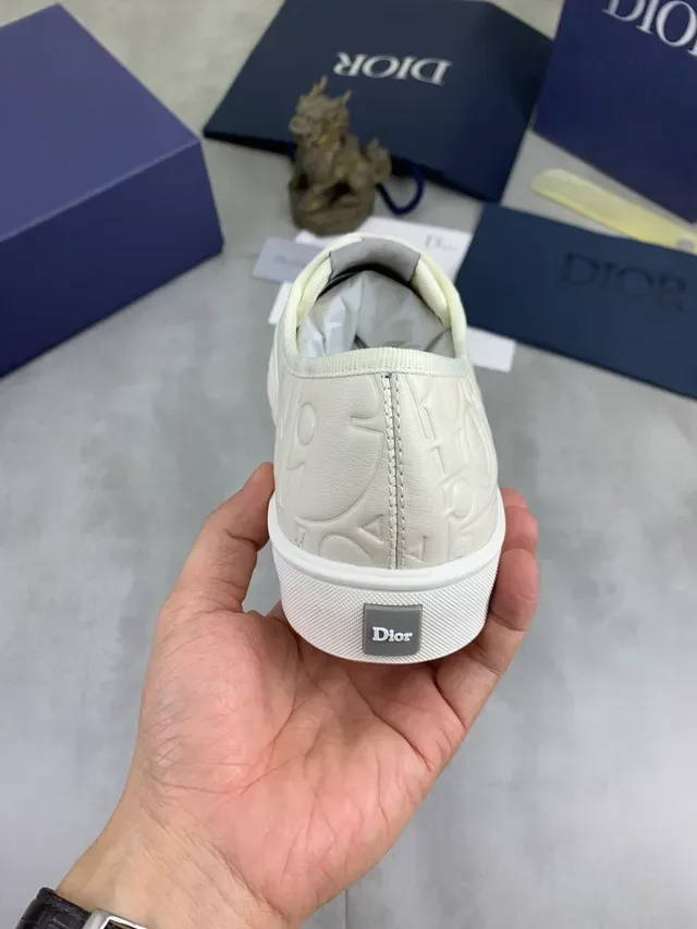 Dior B23 Monogram Embossed Off-White Chaussures Lifestyle 3