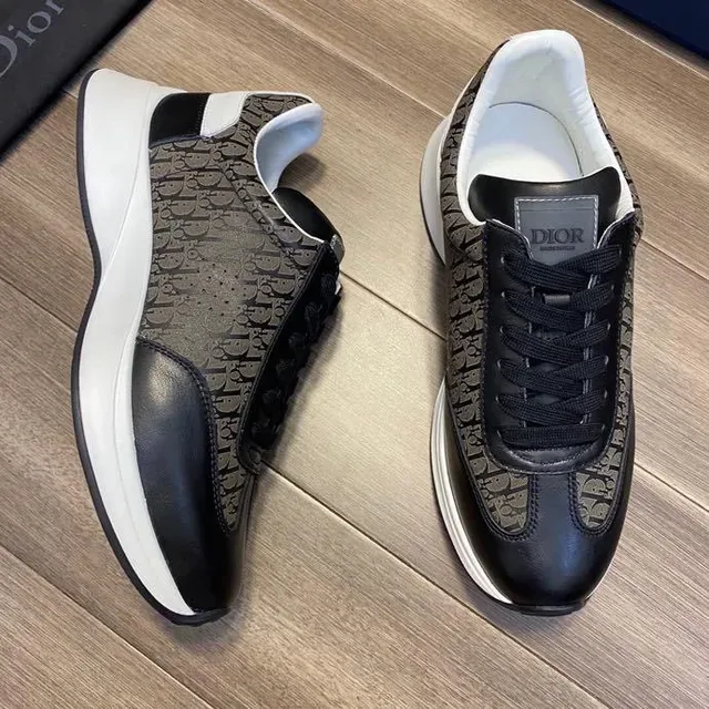 Dior B23 sneakers lifestyle en textile monogrammé et cuir noir 2