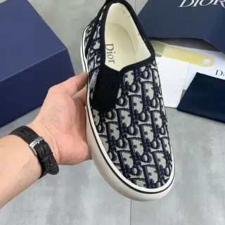 迪奥 B23 斜纹 Monogram 海军蓝和米色生活方式运动鞋