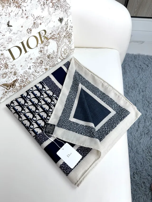 Dior Écharpe Motif Géométrique Beige Noir Tissage Herringbone 6