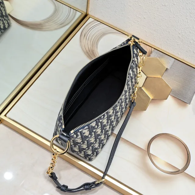 Dior কালো বেইজ তির্যক মনোগ্রাম ক্যানভাস সোনালি টোন স্ট্র্যাপ চেইন ব্যাগ 3
