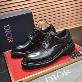 Dior काला कैप-टू ऑक्सफोर्ड जूते