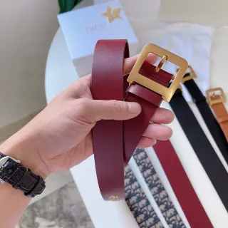 Dior Cinto de couro borgonha ouro tira estrecha fivela quadrada