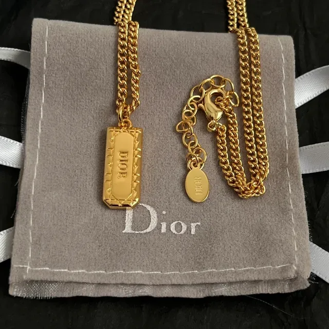 Dior Gold-Tone Quilted Rectangular Pendant Necklace 2