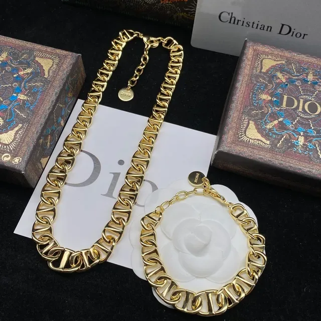 Dior dourado branco oversized Curb-Link Chain de metal colar 9