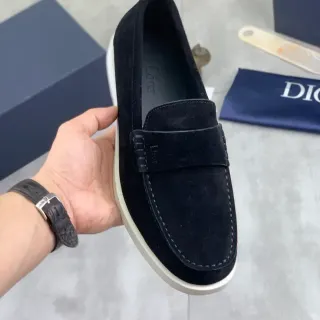Dior 黑白麂皮 圆扣鞋带 乐福鞋