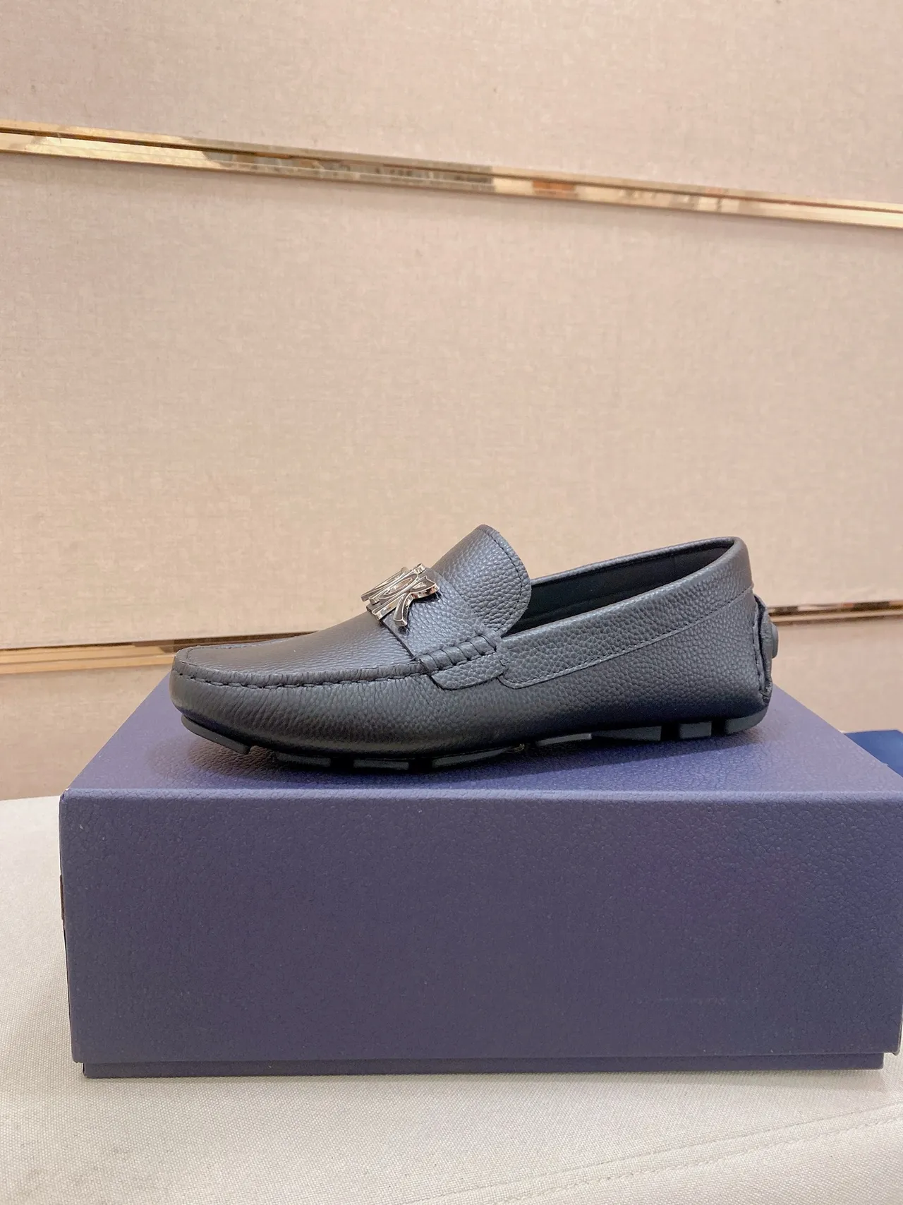Dior Alça Logo Preto Prata Couro Pebbled Metal Loafer 2