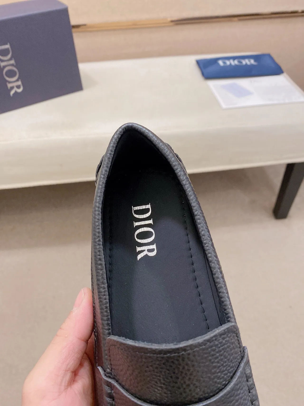Dior Alça Logo Preto Prata Couro Pebbled Metal Loafer 7