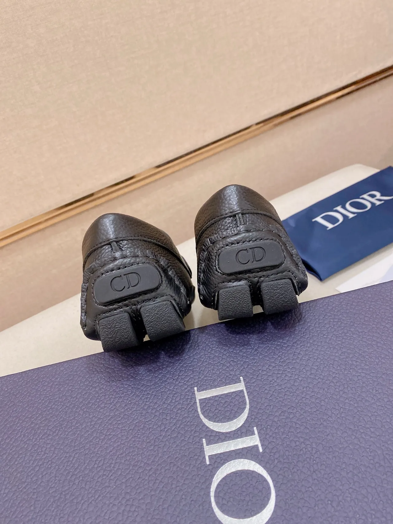 Dior Alça Logo Preto Prata Couro Pebbled Metal Loafer 9