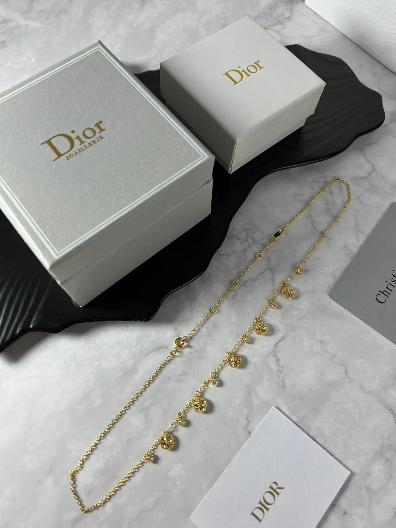 Dior Rose des Vents सلسلة ذهبية وفضية قلادة بتعليقات متعددة 4