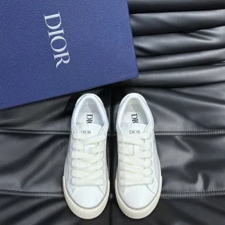 Dior Chaussures Lifestyle en Cuir Lisse Blanc Beige Low-Top
