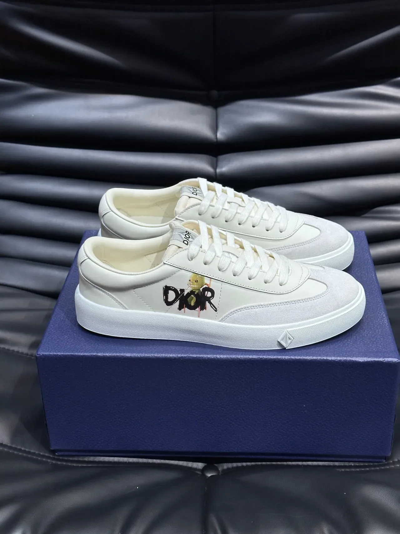 Dior White Beige Low-Top Two-Tone Lifestyle Sneakers 2