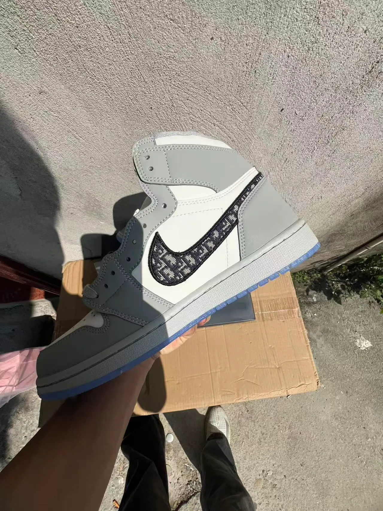 Dior x Air Jordan 1 Gris Blanco Monogram Zapatos de Baloncesto 5