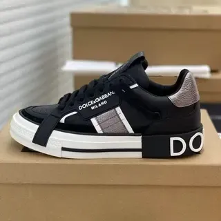 Dolce & Gabbana কালো সাদা চামড়া ও সিন্থেটিক উপর মেটালিক হিল ট্যাব লাইফস্টাইল স্নিকার্স