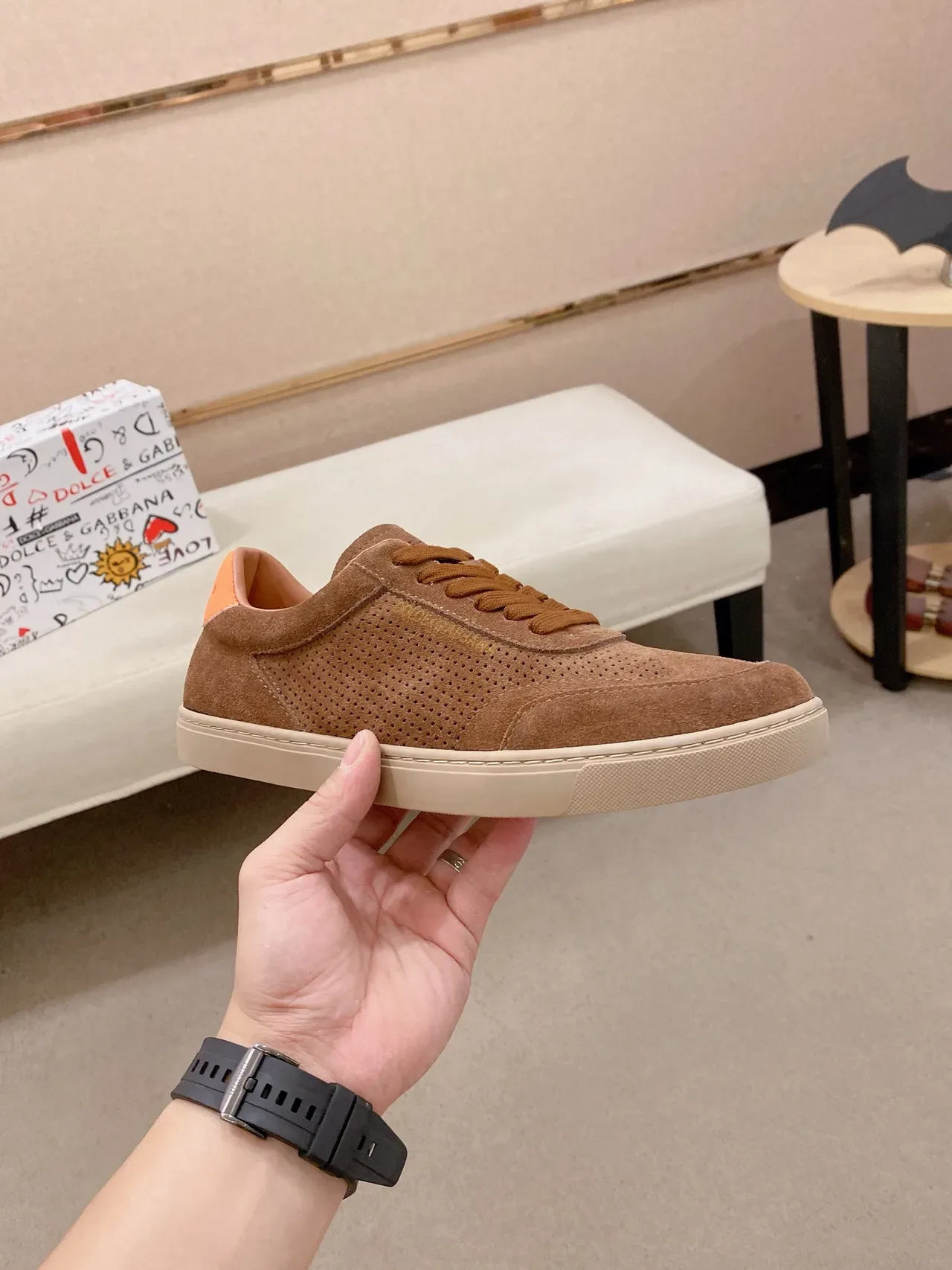 Dolce & Gabbana Marrom Laranja Couro de Camurça Parte Superior Perfurado Vamp Sneakers Lifestyle 5