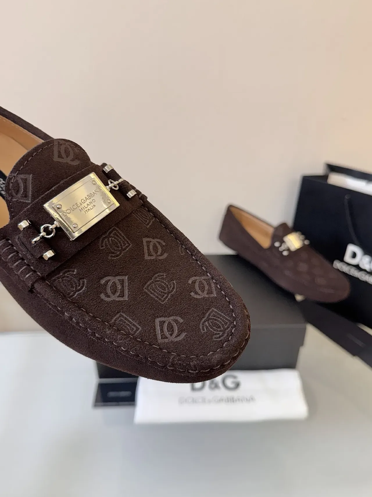 Dolce & Gabbana 棕米色麂皮革印花乐福鞋 3