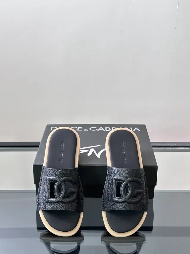 Dolce & Gabbana Logo-Strap Pantuflas de Camurça 4