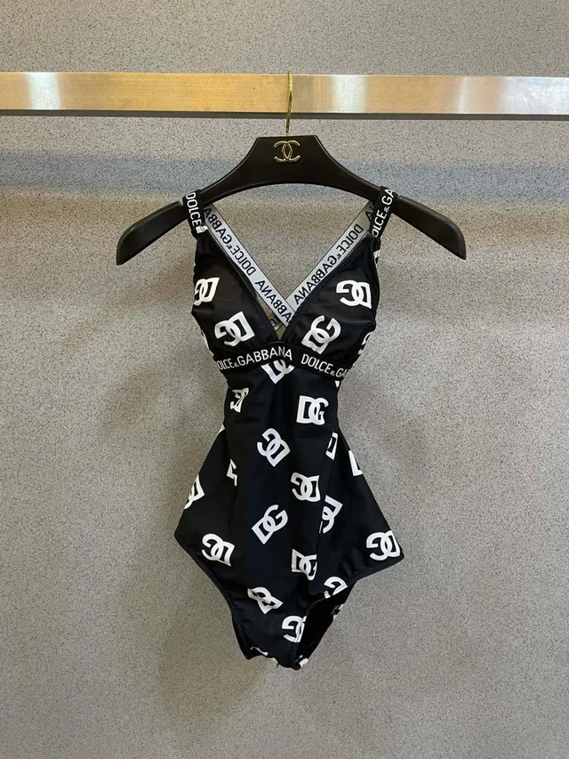 Dolce & Gabbana मोनोग्राम-प्रिंट स्विमसूट काला सफेद V-नेक स्विमवियर 8