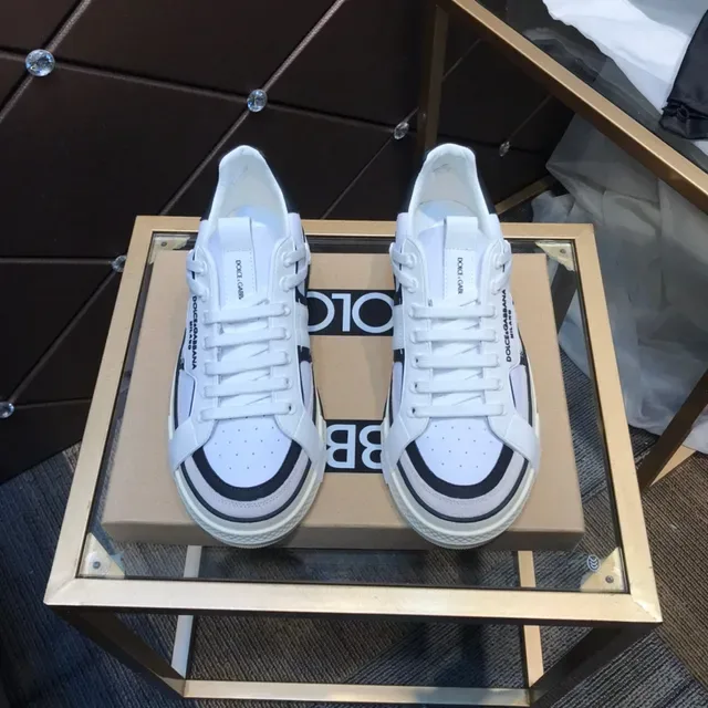 Dolce & Gabbana 白色和黑色 肩带细节 生活方式运动鞋 9