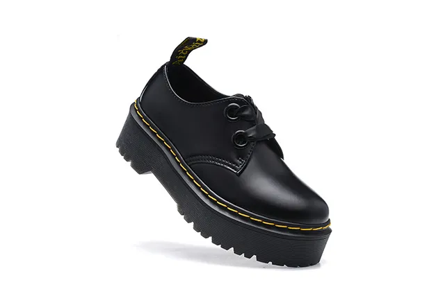 Dr. Martens Jadon কালো হলুদ প্ল্যাটফর্ম সোল ওয়েল্ট স্টিচিং মেরি জেন শু 3