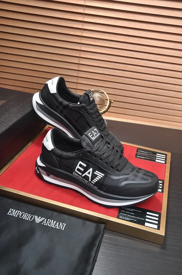 Emporio Armani EA7 黑白生活方式运动鞋 6