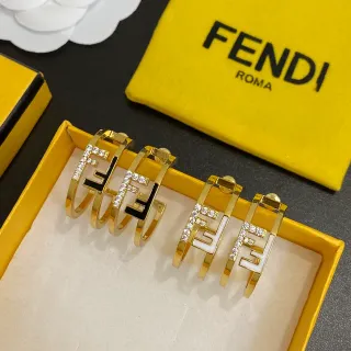 Fendi Fendi FF حلقات ذهبية سوداء مزدوجة النطاق مع شعار متشابك