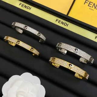 سوارة Fendi FF Logo ذهبي فضي باڤيه كريستال متشابك
