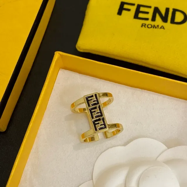 Fendi FF خاتم لون ذهبي أبيض وأسود مينا نطاق مزدوج 5
