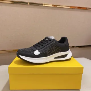 Fendi FF Run Monogram 黑白厚底运动鞋