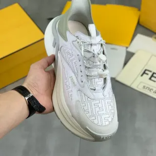 Fendi First أبيض رمادي مثقوب Monogram سول علوية طبقية كاجوال سميك