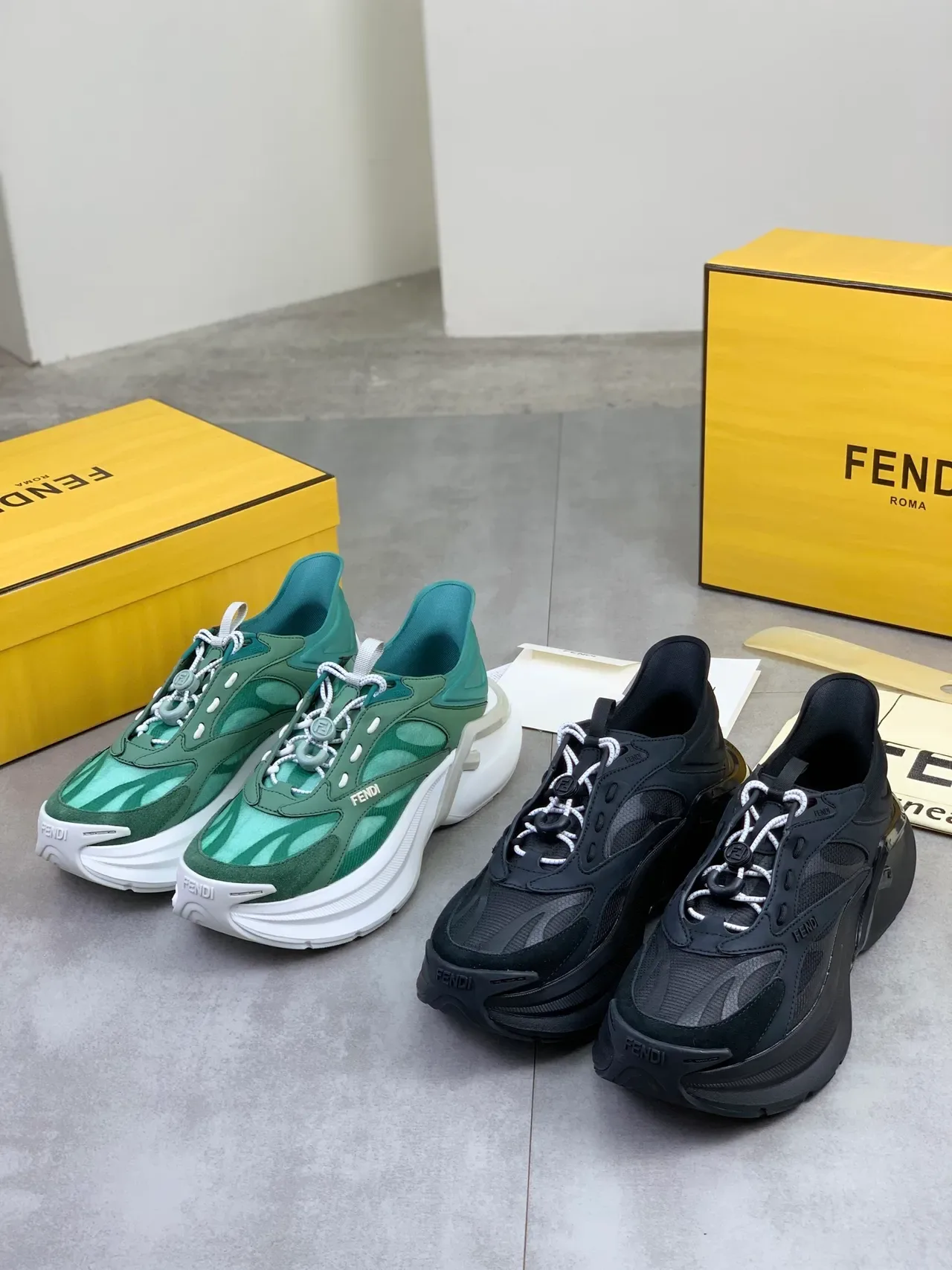Fendi Run Away Verde e Branco Tênis Chunky Malla Camadas E Suede Superior Sola Plataforma Esculpida 2